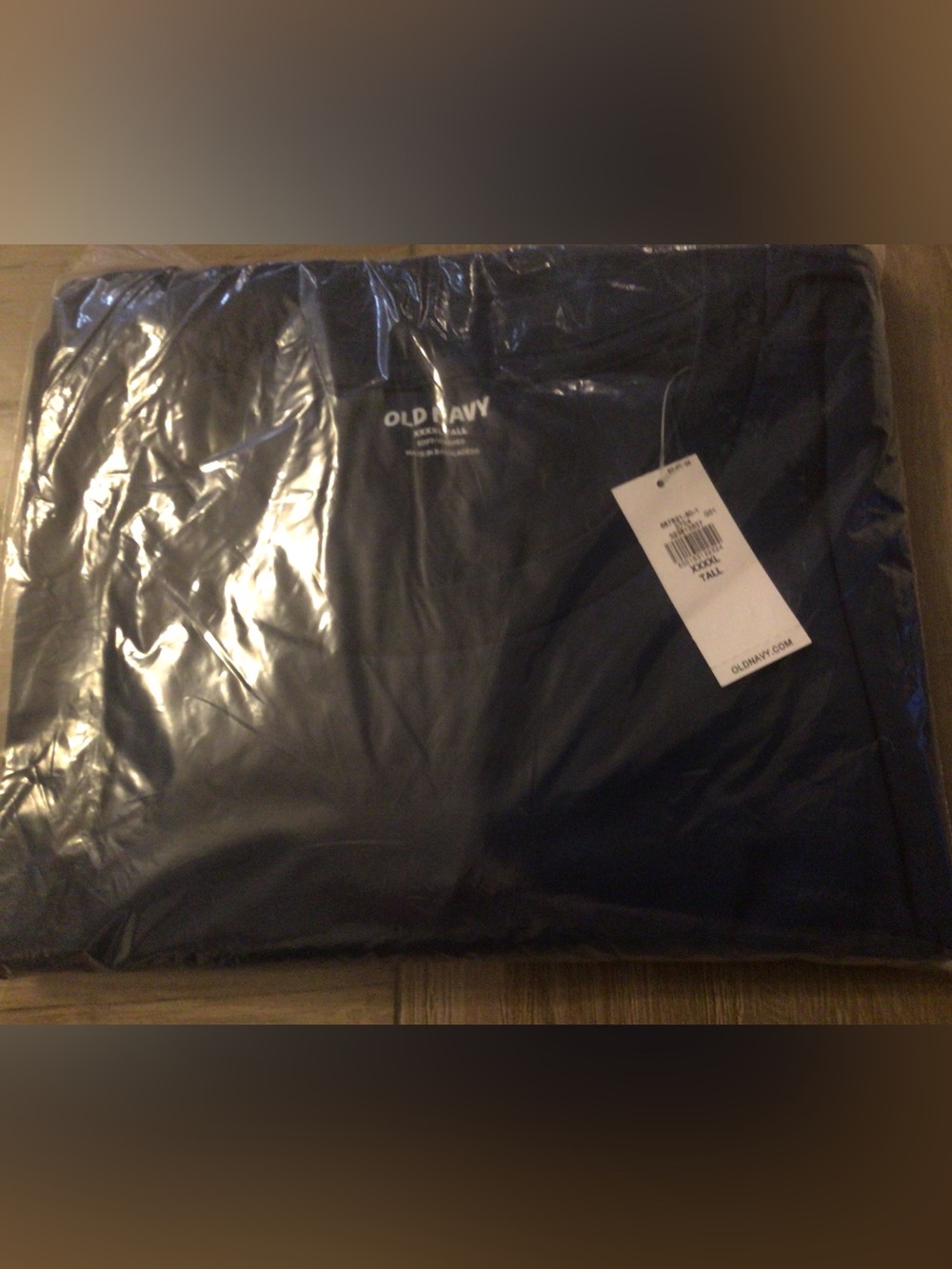 Menβs Old Navy T-Shirt Navy Blue Size 4XLT. NWT